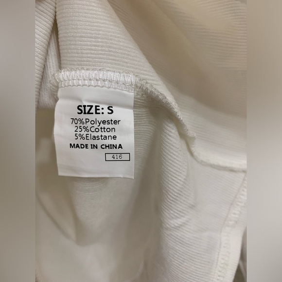 NWOT Ribbed Halter Neck Tie Top - Picture 4 of 5